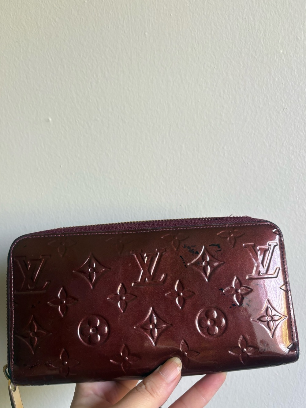 Auth Louis Vuitton Monogram Vernis Zip Around Wallet